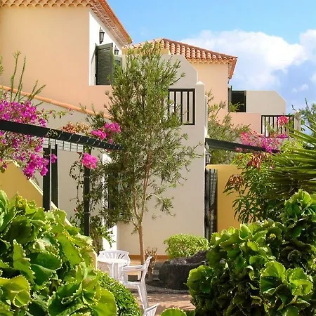 Hotel Adelfas 2 5*