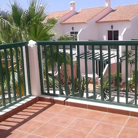 Hotel Adelfas 2 5*