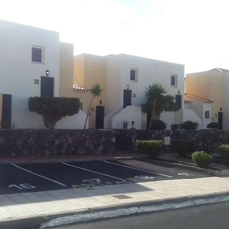 Hotel Adelfas 2
