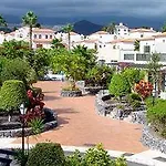 Adelfas 2 Otel