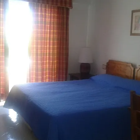 Hotel Adelfas 2